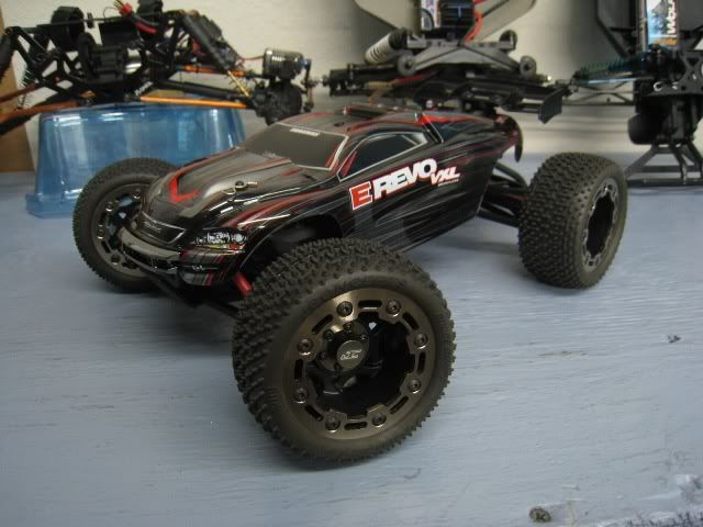 what rims/tires can you use on the mini e revo??
