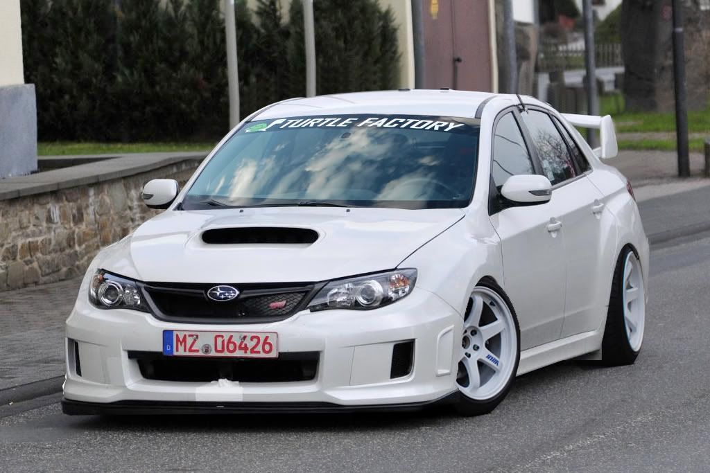 Re 2011 STI available in a Hatch or Sedan