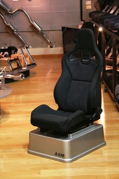 ASM offers 3 different versions of the Recaro Sportster