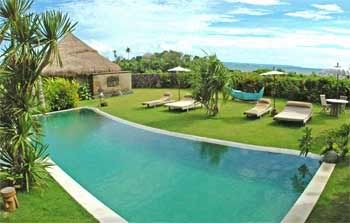 irian villa pool