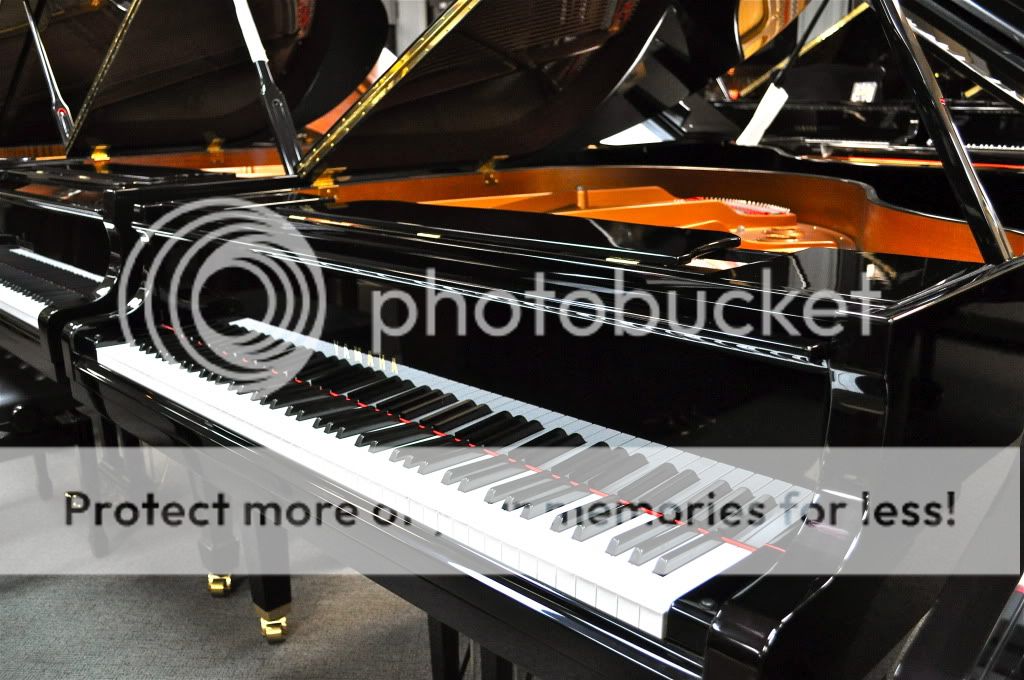 2005 YAMAHA BABY GRAND PIANO GB1 (Showroom Condition)  